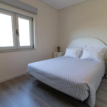 Casa Da Ponte Velha Apartment *